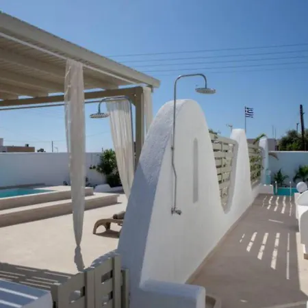 Villa Dafnes 2 *