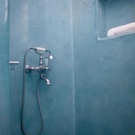 Dafnes 2 * Perivolos (Santorini)